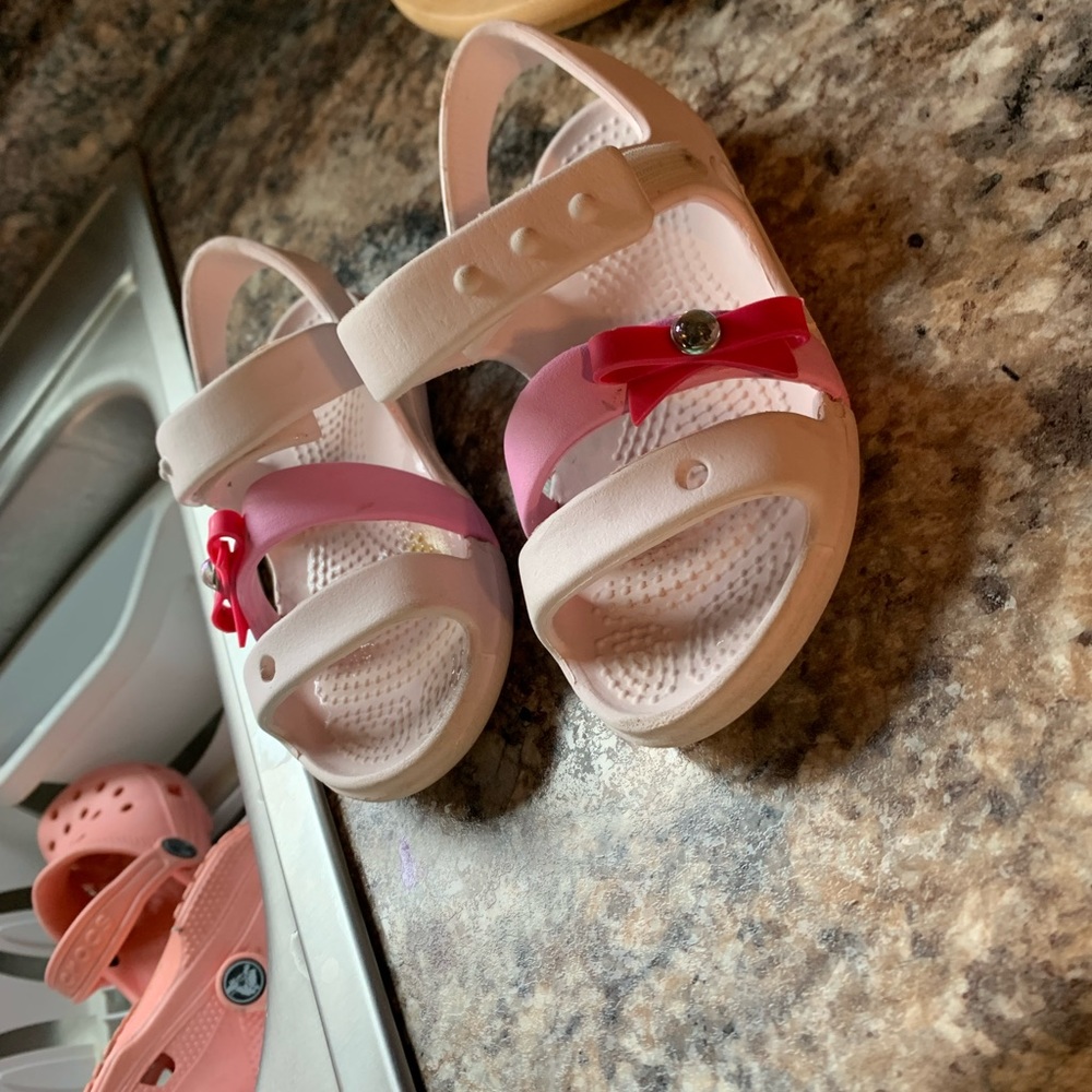 Crocs size 9 toddlers worn a few times yellow stain inside